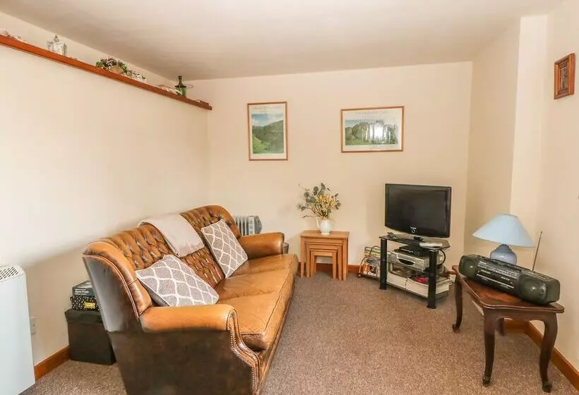 Cordwainer Cottage
