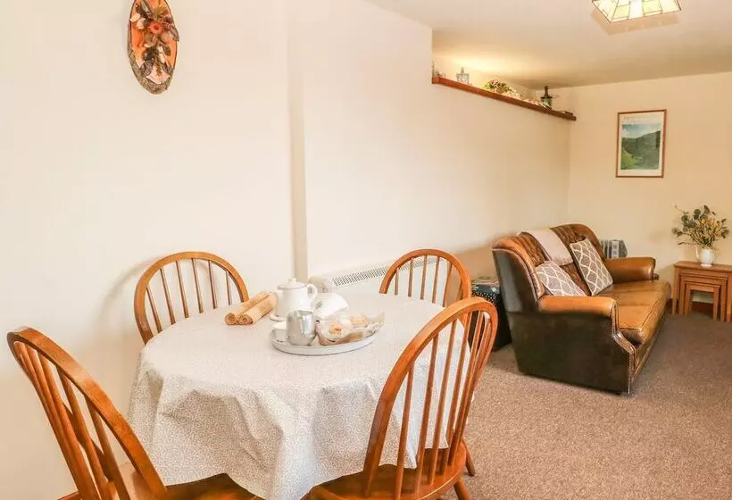 Cordwainer Cottage