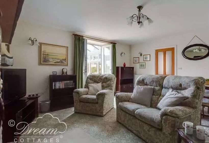 Grazeland Cottage