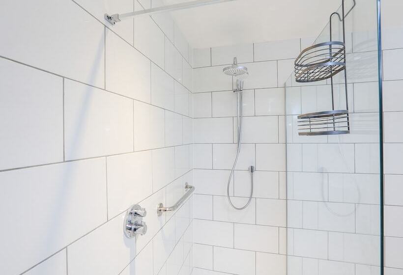 Lower Norton Apartment