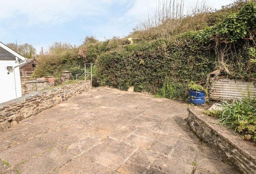 Lower Norton Apartment