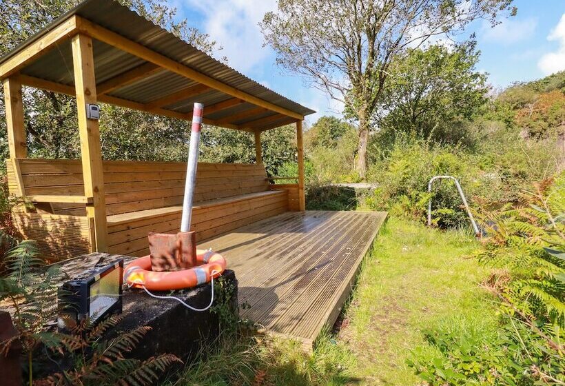 Tressa, Tor Down Quarry