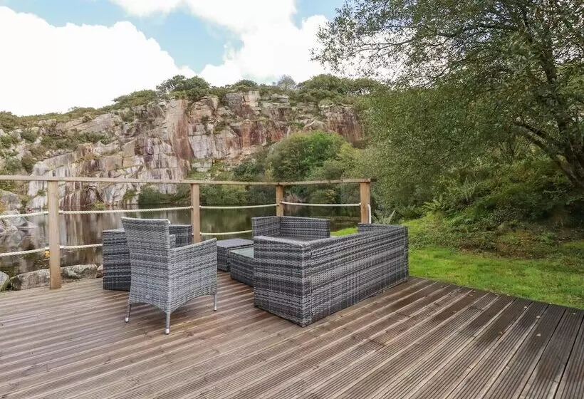 Tressa, Tor Down Quarry