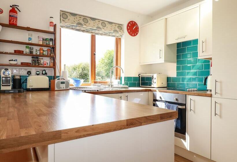 Tressa, Tor Down Quarry