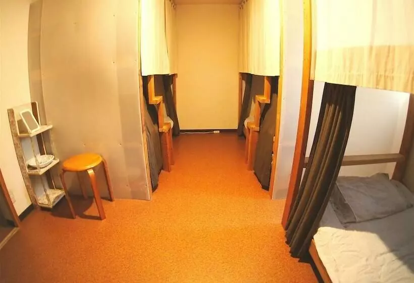 Backpackers Fuji Hostel