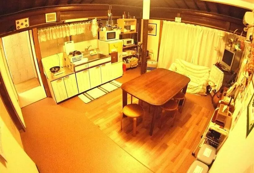 Backpackers Fuji Hostel