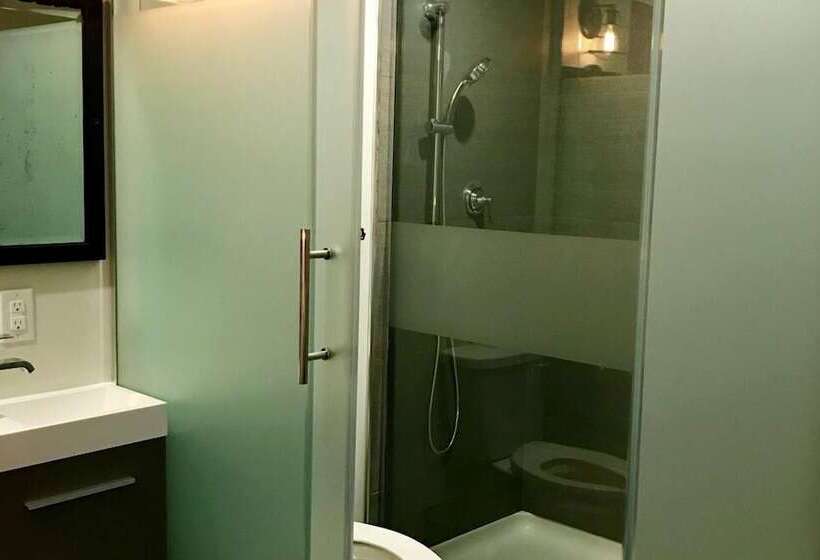 Distinctive Inns Of Kingsville Inn15