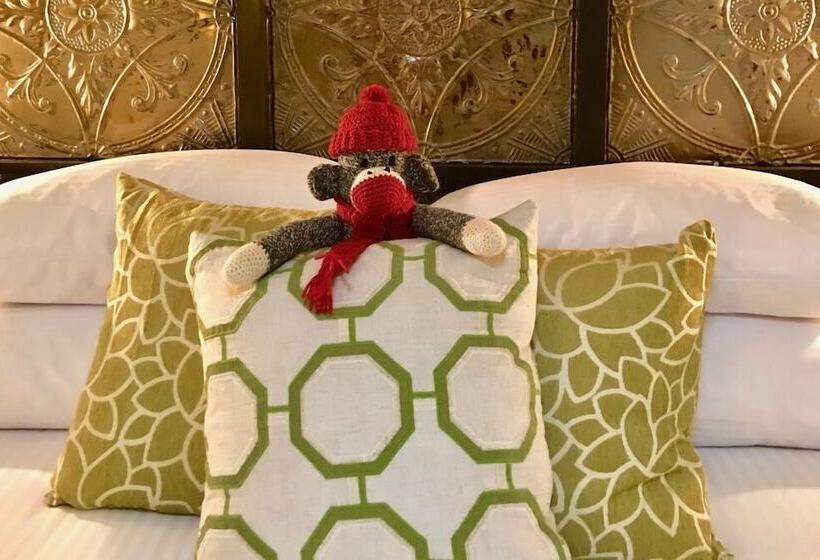 Distinctive Inns Of Kingsville Inn15