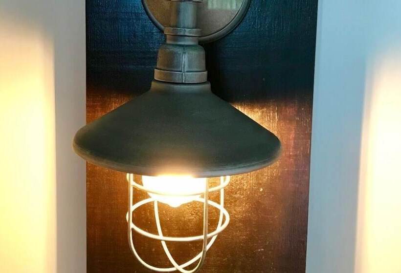 Distinctive Inns Of Kingsville Inn15