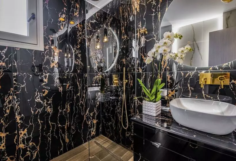 Frunze Luxury Apartments