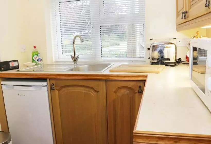 Highbury Cottage