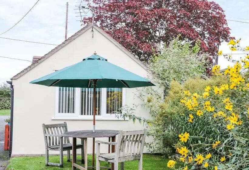 Highbury Cottage