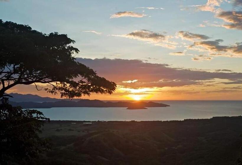 여관 Punta Descartes