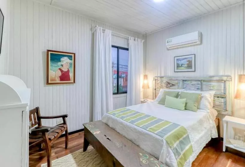 Hostelli Punta Descartes