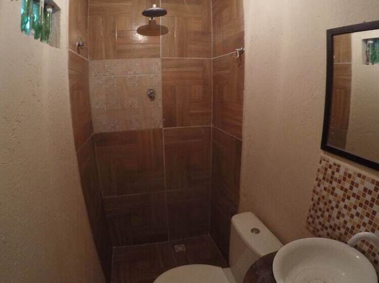 בית מלון כפרי Aloha Bg