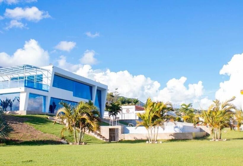 فندق Blue Palace