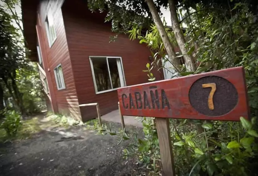 هتل Cabanas Akubra