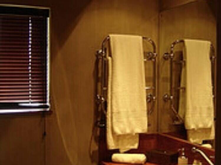 酒店 Draaihoek Lodge & Restaurant