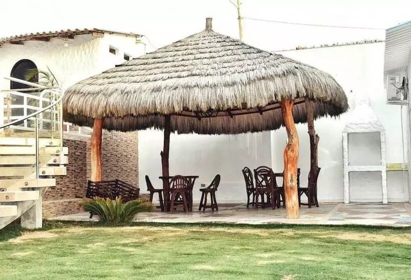 ホテル Hosteria Paraiso Engabao