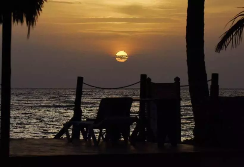 Hotelli Kite Beach Inn