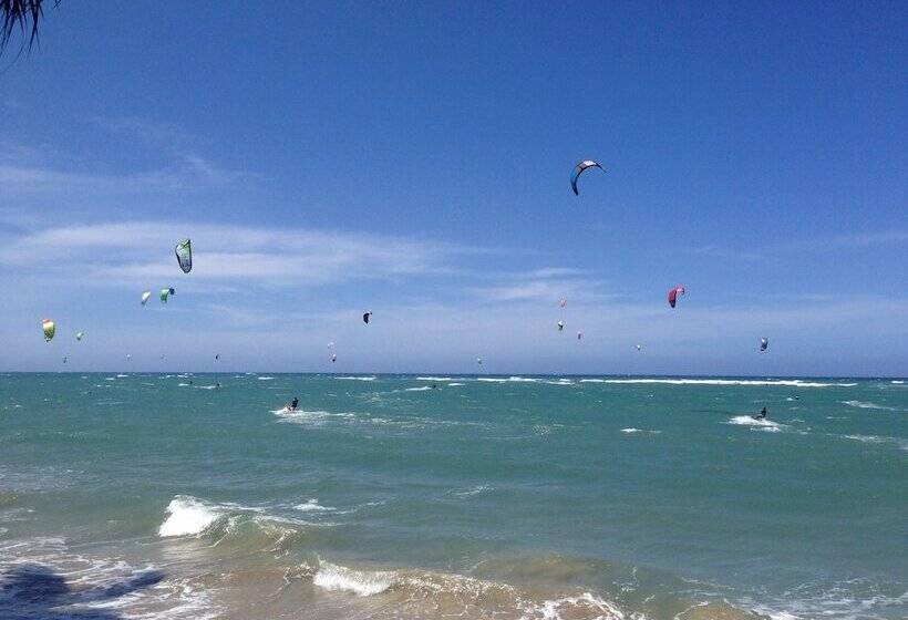 هتل Kite Beach Inn