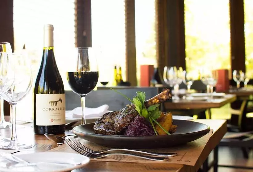 Hotelli La Casona At Matetic Vineyards