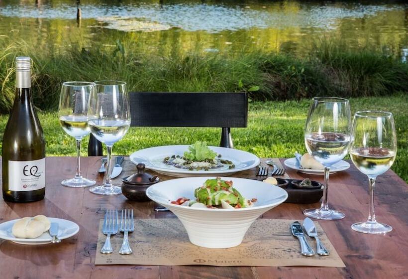 Hotel La Casona At Matetic Vineyards