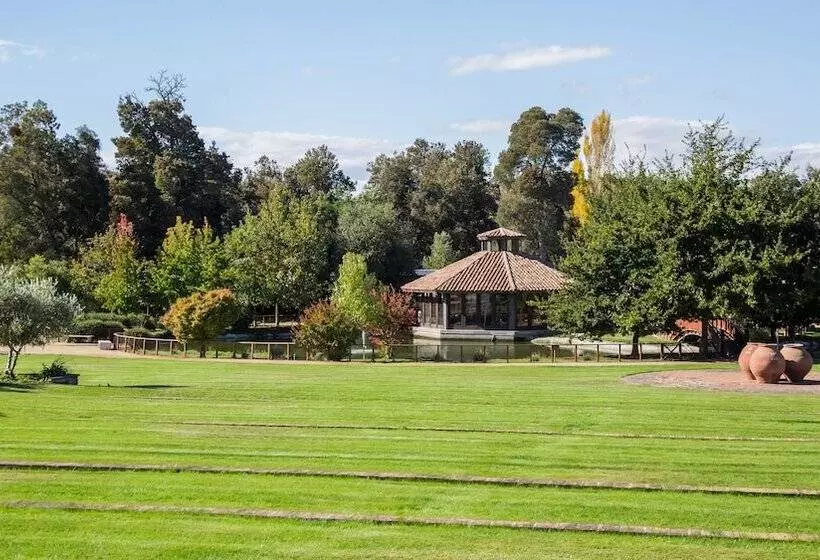 Hotelli La Casona At Matetic Vineyards