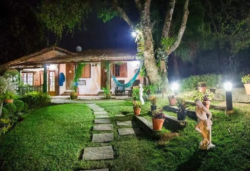 ホテル Pousada Casa Do Ipê Amarelo