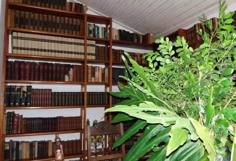 ホテル Pousada Casa Do Ipê Amarelo