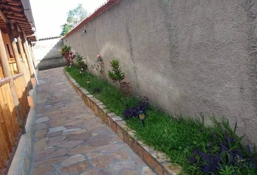 Hotelli Pousada Recanto Das Pedras