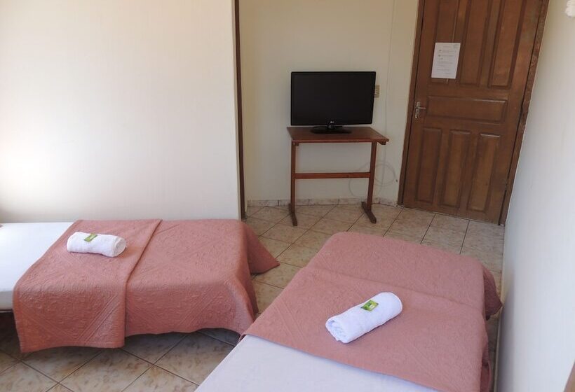 בית מלון כפרי Pousada Tradição 1960