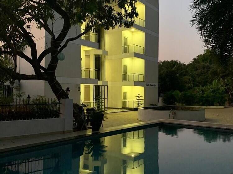 酒店 Regulus Resort