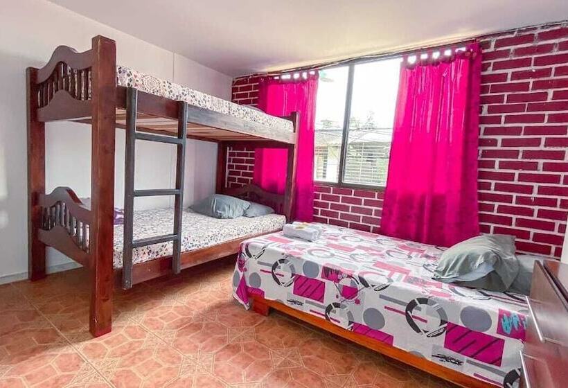 בית מלון כפרי Zulevar