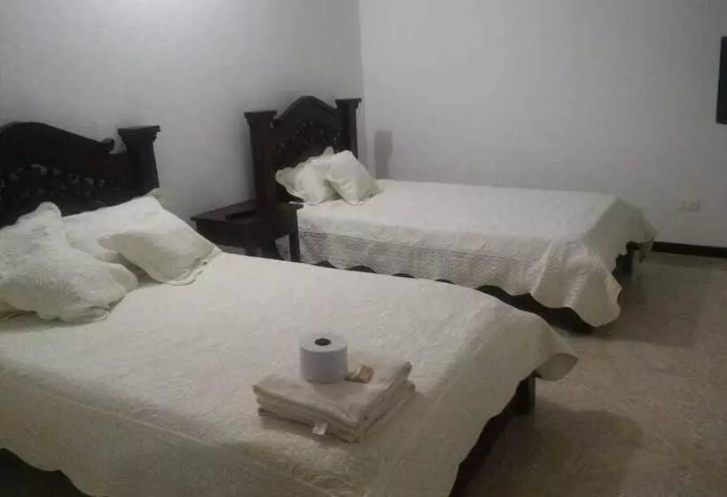 ペンション Aparta Hotel Villa Luna