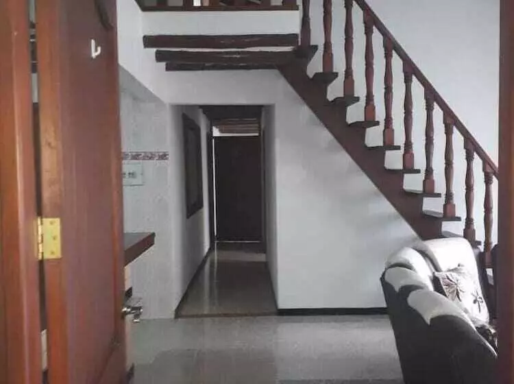 ペンション Aparta Hotel Villa Luna