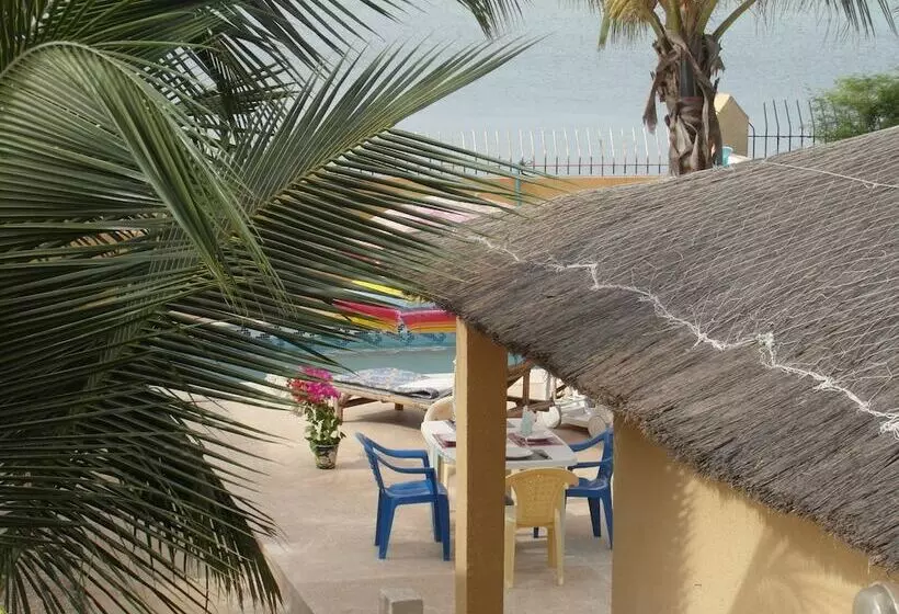 پانسیون Auberge Le Djembe
