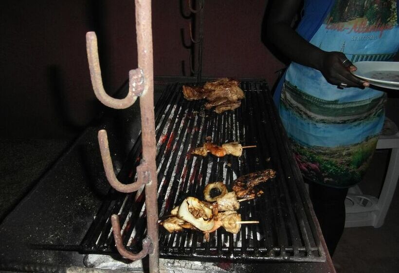 پانسیون Auberge Le Djembe