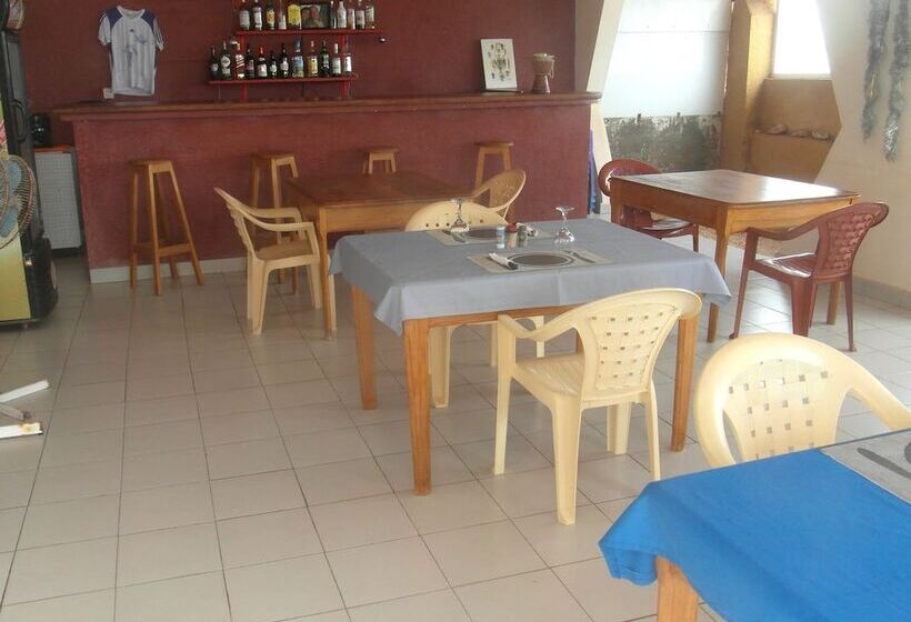 پانسیون Auberge Le Djembe