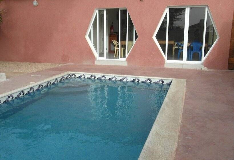 پانسیون Auberge Le Djembe