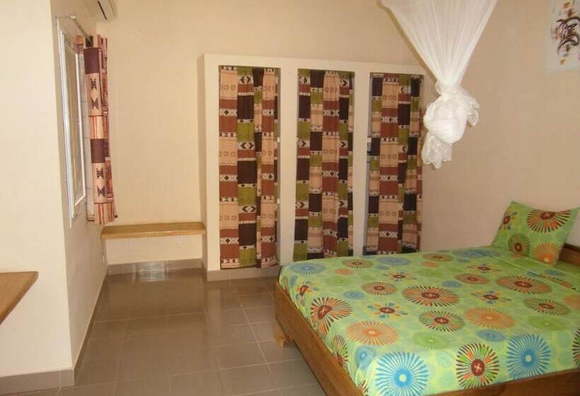 پانسیون Auberge Le Djembe