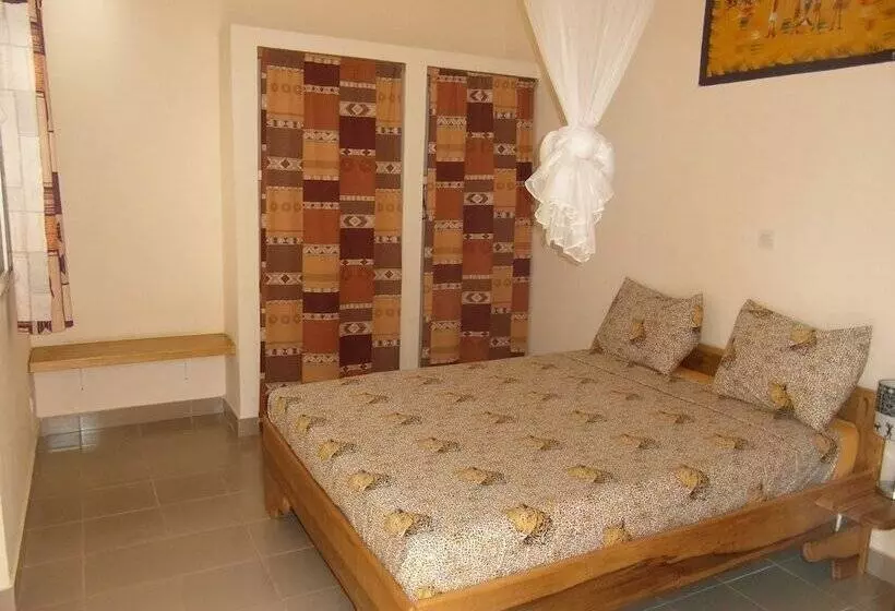 پانسیون Auberge Le Djembe