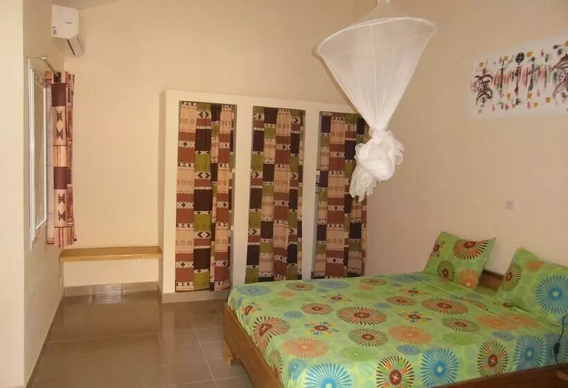 پانسیون Auberge Le Djembe
