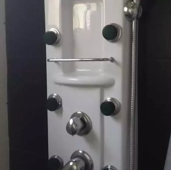 Hostal El Aromo Pensión A Empresas