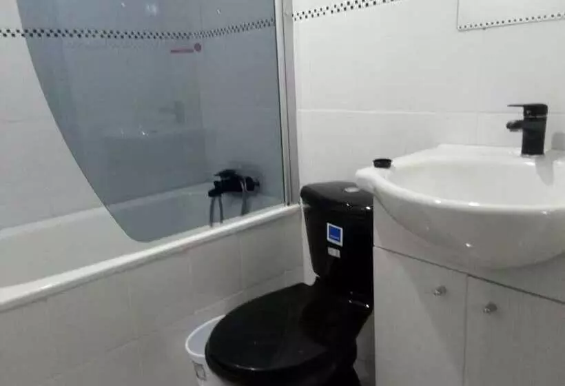 Hostal El Aromo Pensión A Empresas