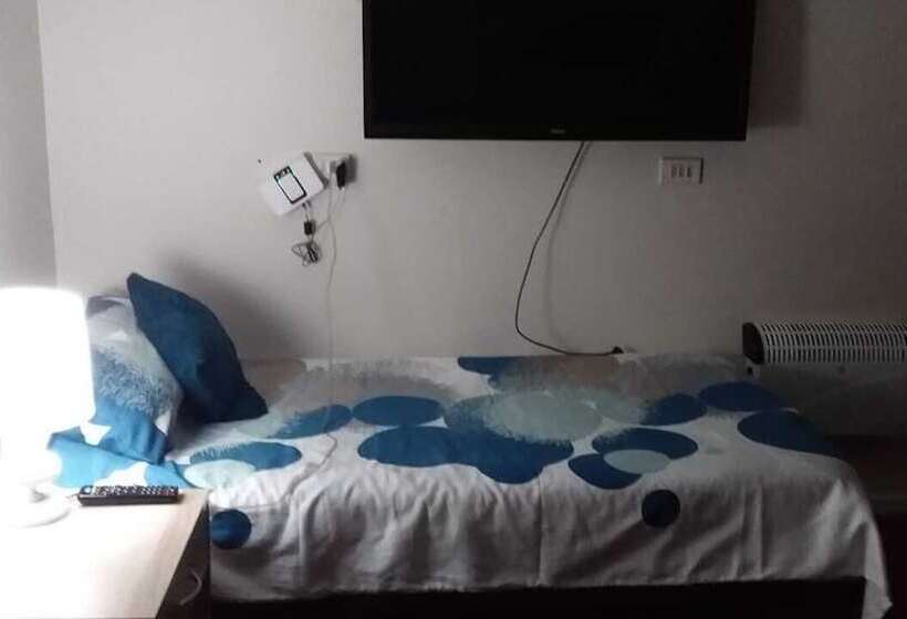 Hostal El Aromo Pensión A Empresas