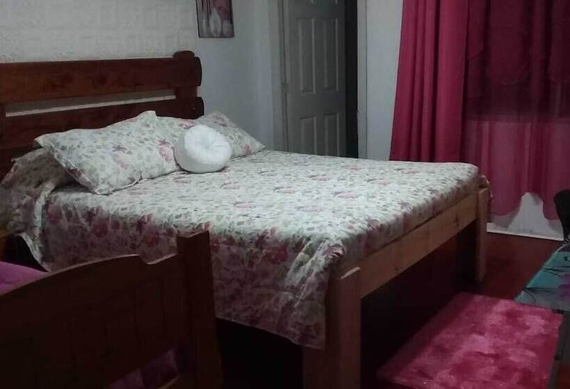 Hostal El Aromo Pensión A Empresas