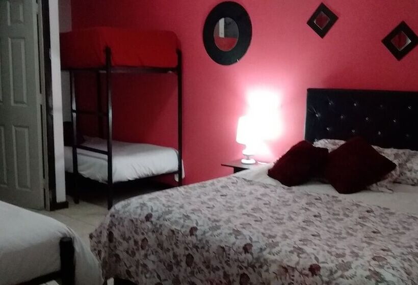 Hostal El Aromo Pensión A Empresas