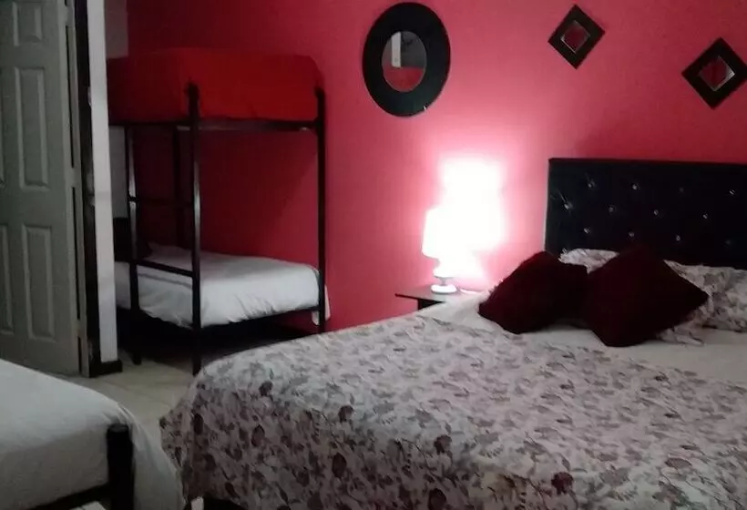 Hostal El Aromo Pensión A Empresas