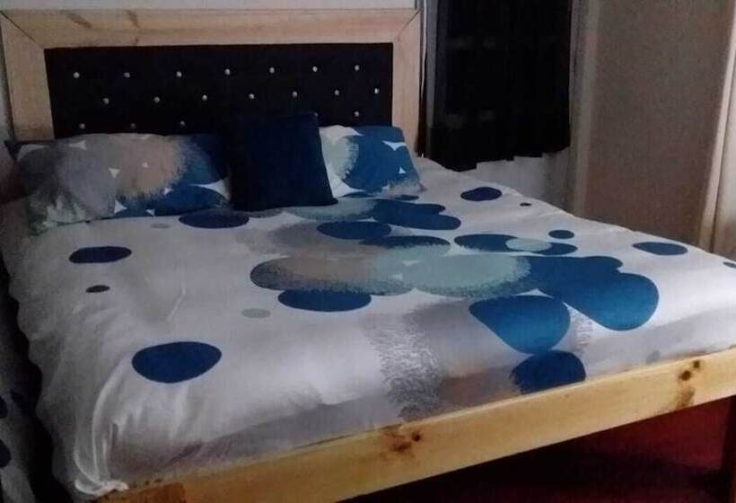 Hostal El Aromo Pensión A Empresas